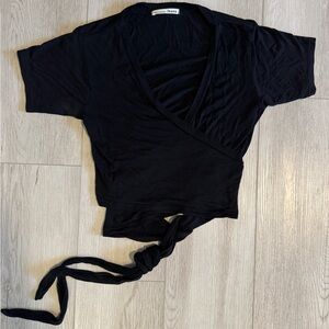 Reformation Jeans Black Wrap Yoga Top Short sleeve Womens Sz XS Pilates Gym